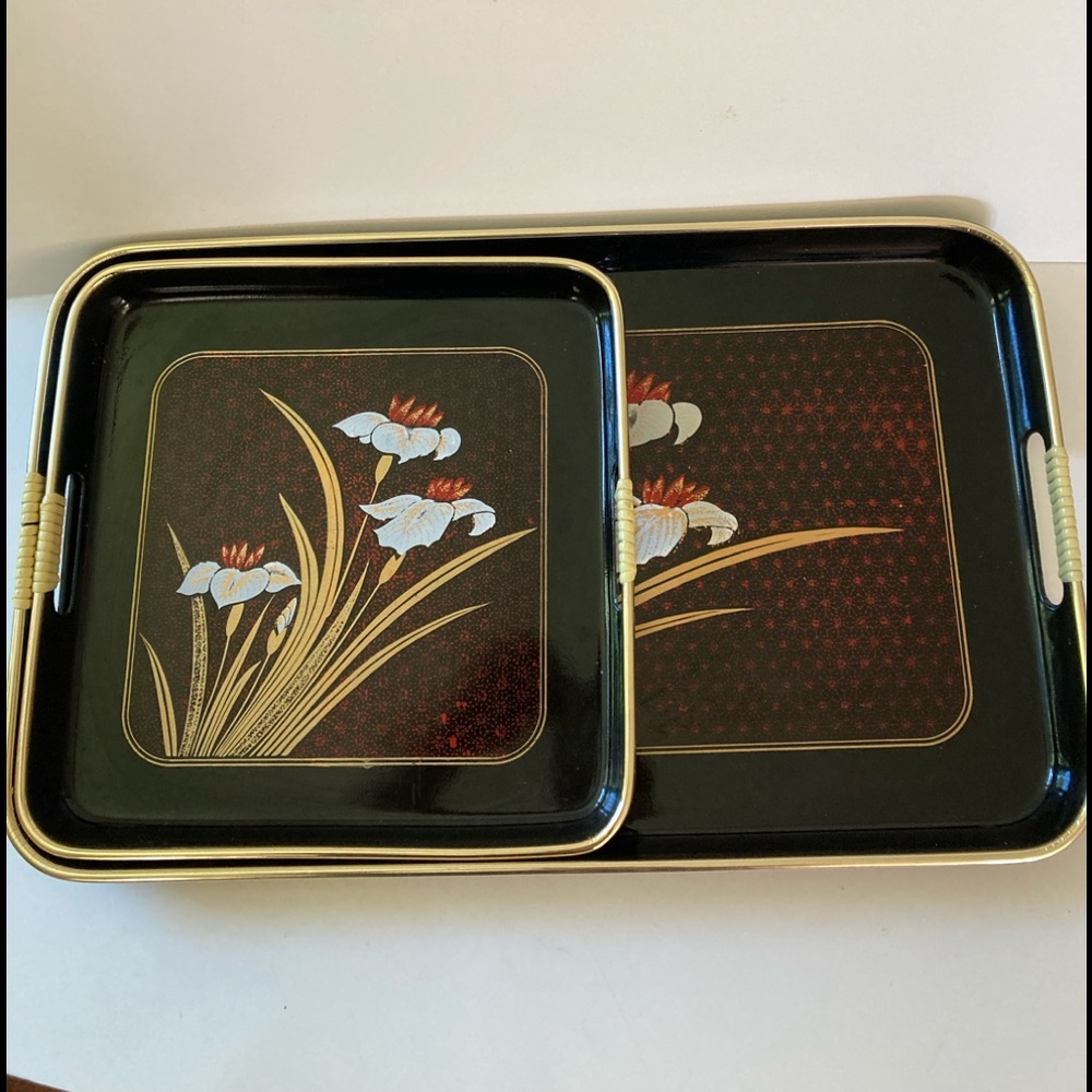 Vintage Toyo Lilly Lacquer Three  Nesting Trays.